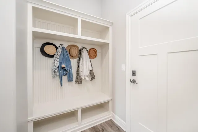 $429,000 | 1422 Emerald Valley Drive, Mulvane, KS 67110