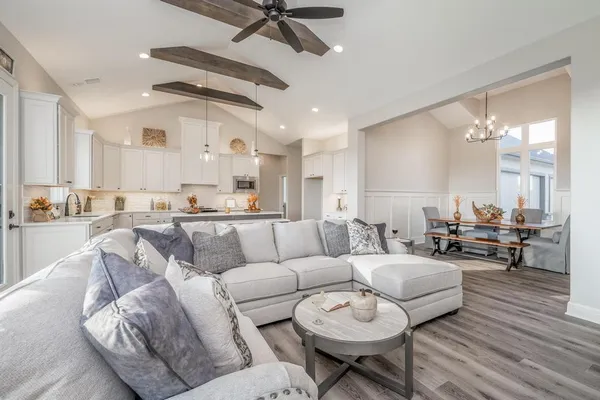 $429,000 | 1422 Emerald Valley Drive, Mulvane, KS 67110