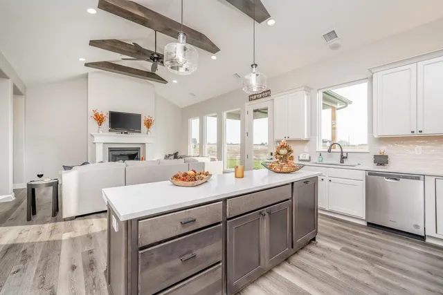 $429,000 | 1422 Emerald Valley Drive, Mulvane, KS 67110