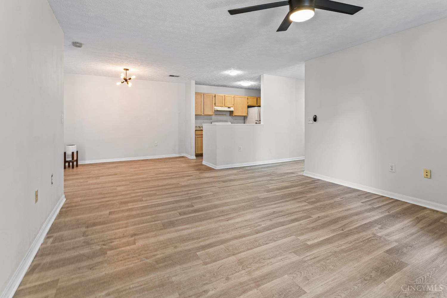 9325 Winton Road, Unit 1 Cincinnati, OH 45231 - Photo 4 of 17 Gallery Image 4