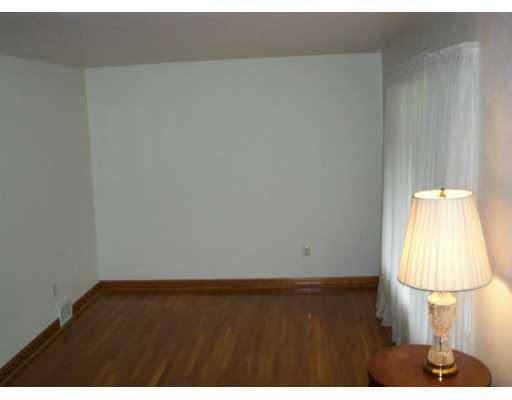 2002 Borland Road Pittsburgh, PA 15243 - Photo 4 of 7