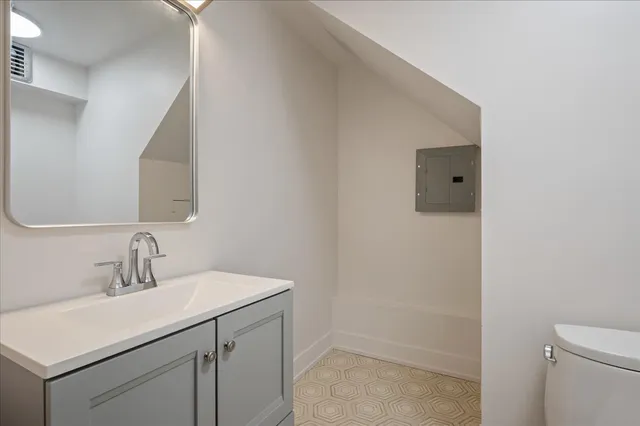 $1,599,000 | 1666 Cloverdale Avenue, Highland Park, IL 60035