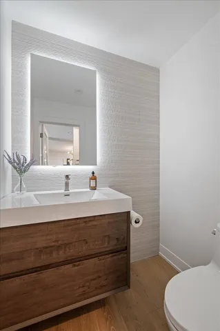 $1,599,000 | 1666 Cloverdale Avenue, Highland Park, IL 60035