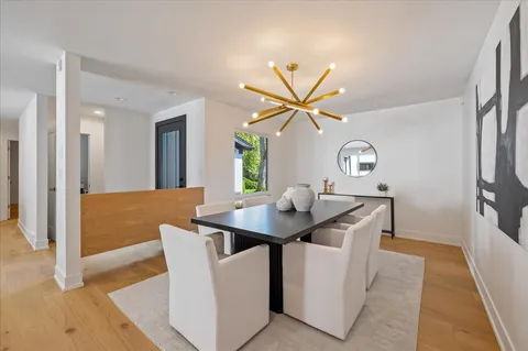 $1,599,000 | 1666 Cloverdale Avenue, Highland Park, IL 60035