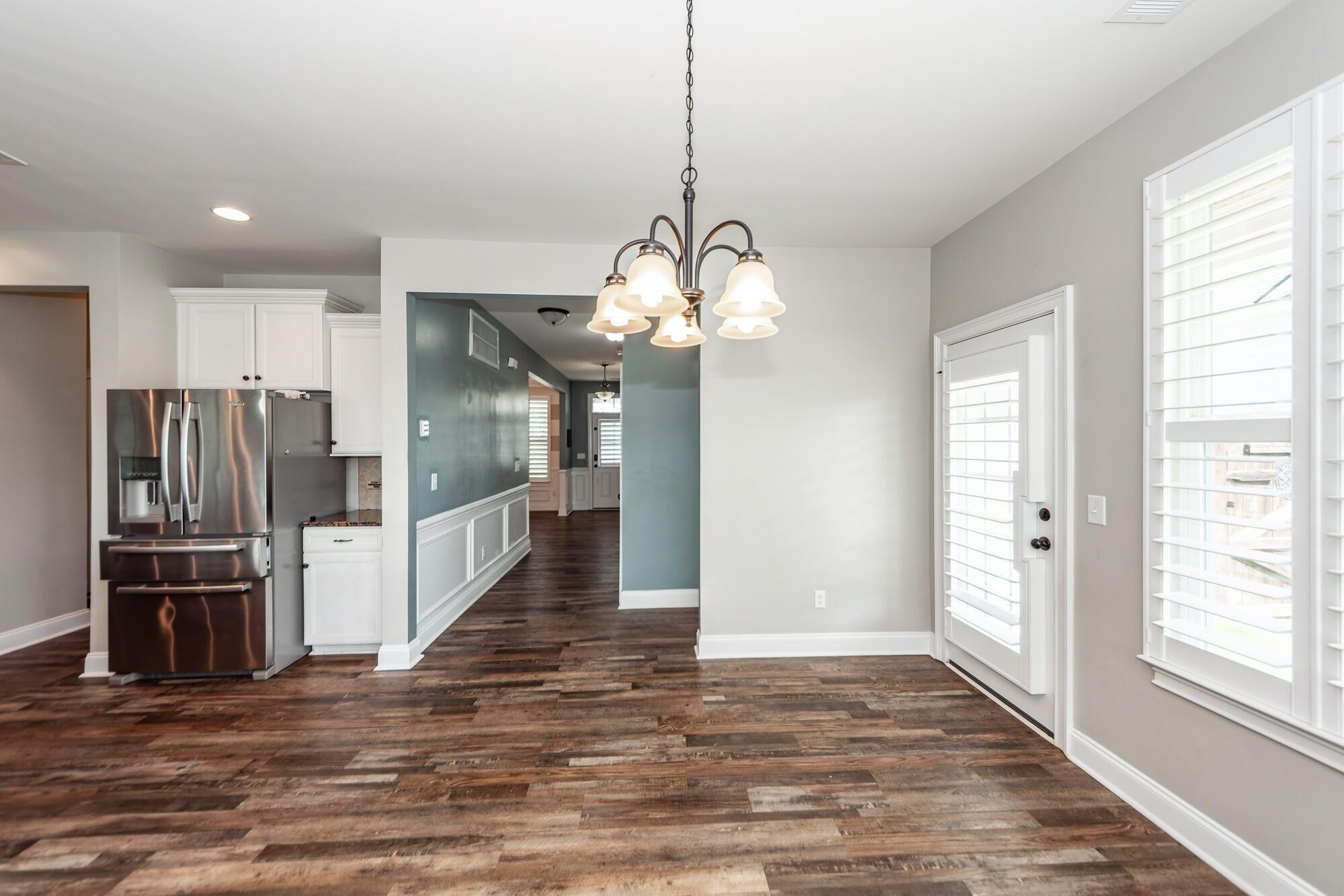 416 Spectrum Road Summerville, SC 29486 - Photo 11 of 57
