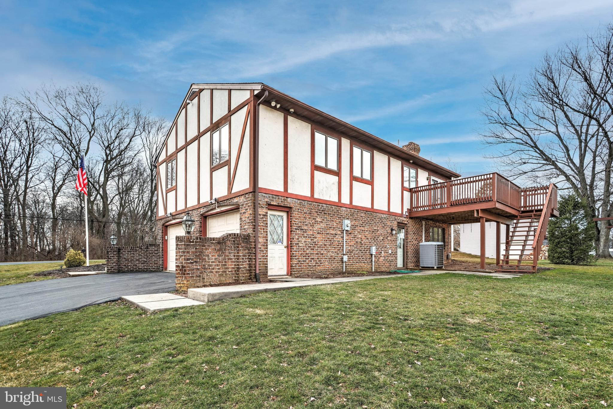 293 Shultz Road Lancaster, PA 17603 - Photo 5 of 51 Gallery Image 5