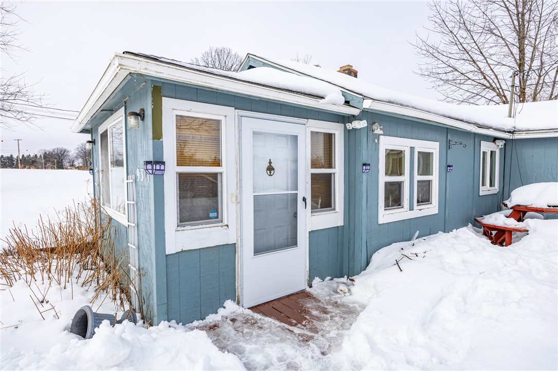 9371 Leroy Island Road Huron, NY 14590 - Photo 2 of 17