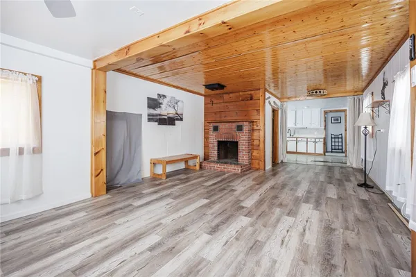 $149,900 | 9371 Leroy Island Road, Huron, NY 14590