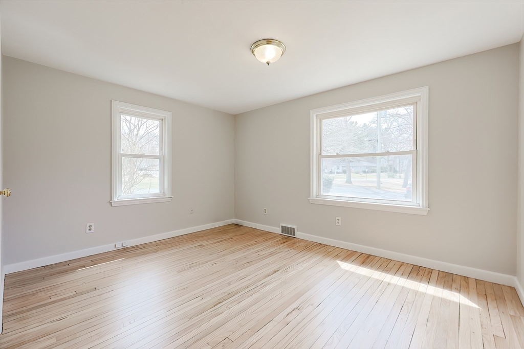 149 Carpenter Road Walpole, MA 02081 - Photo 28 of 42