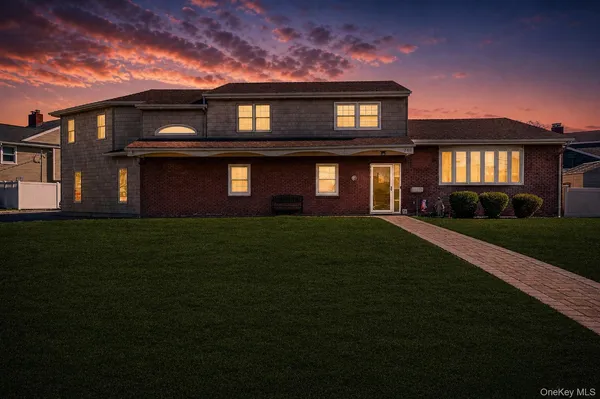 $1,199,000 | 268 West Shore Drive, Massapequa, NY 11758