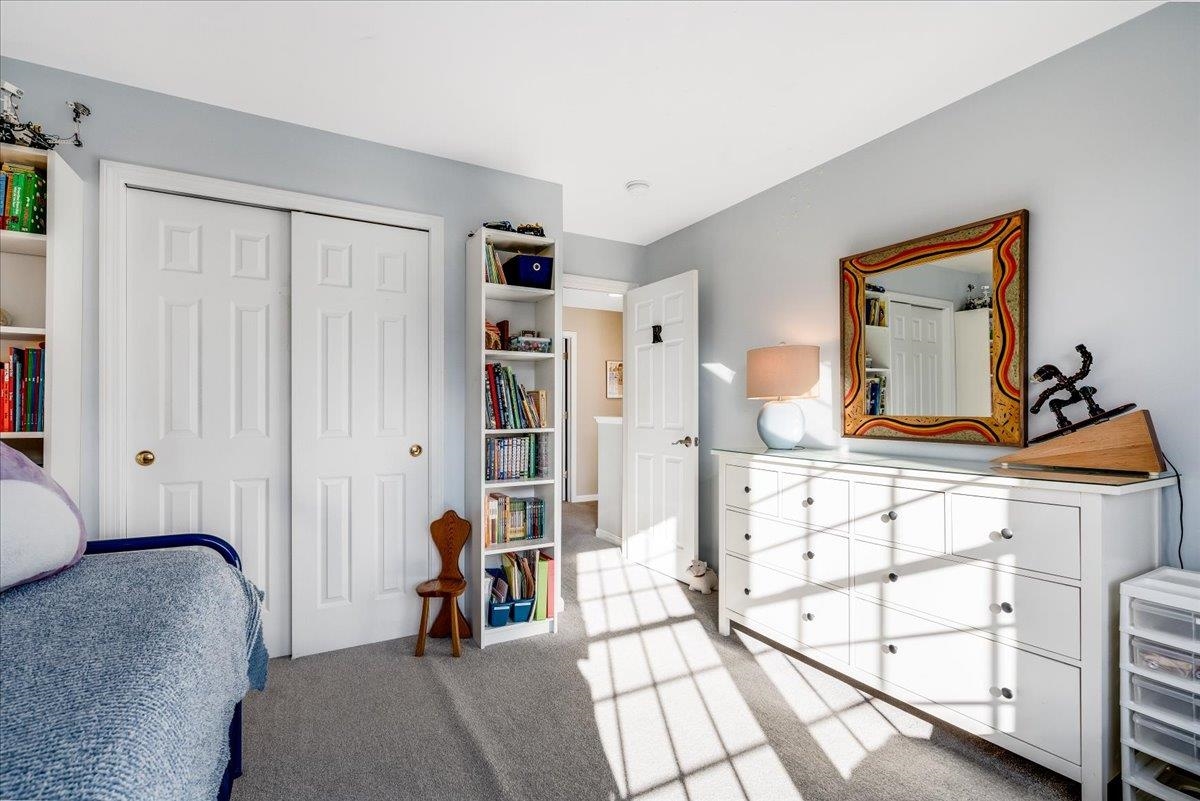 8 Grapevine Road Merrimack, NH 03054 - Photo 15 of 45
