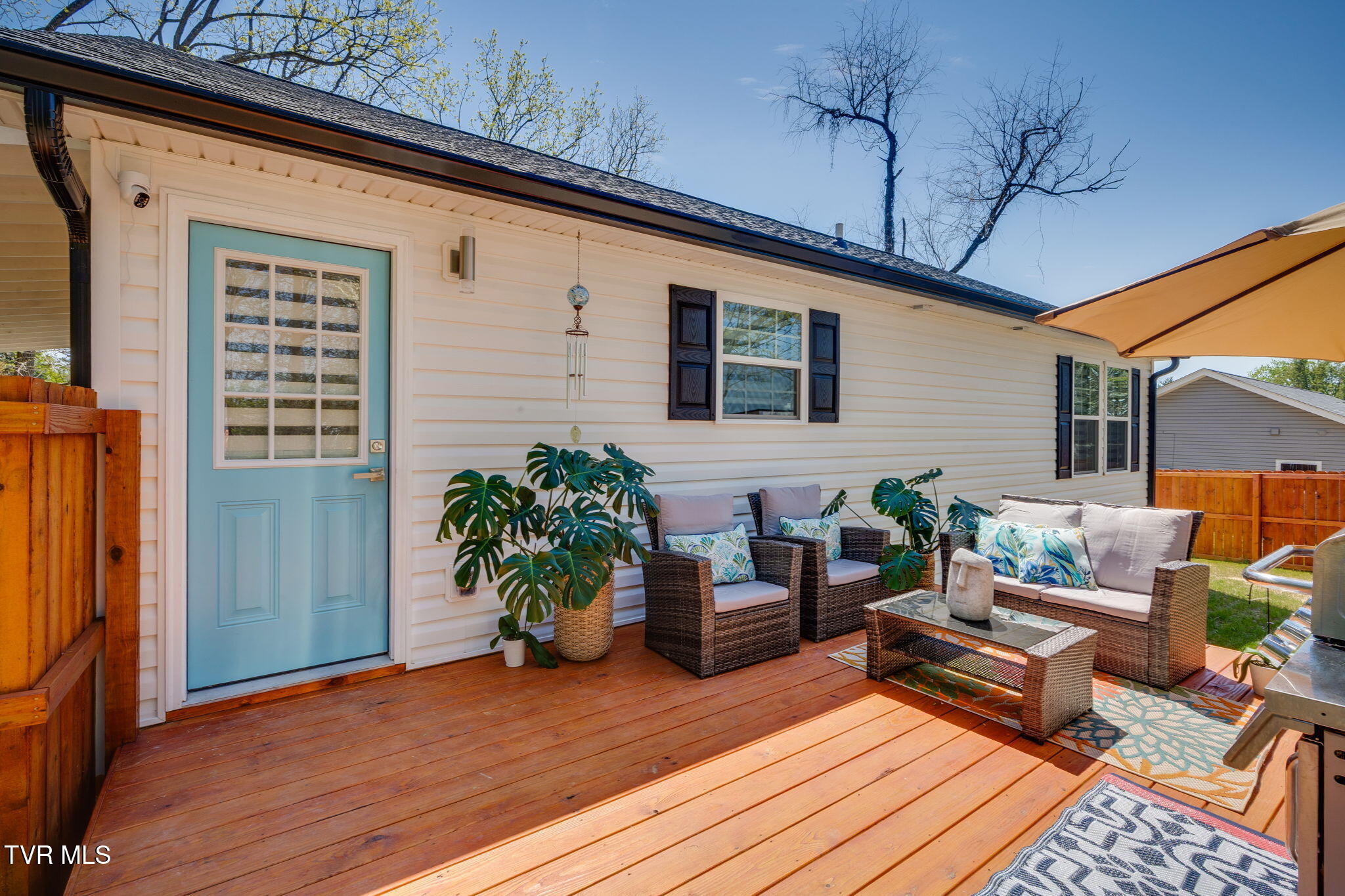 1817 Ridgemont Drive Greeneville, TN 37745 - Photo 16 of 19 Back Deck
