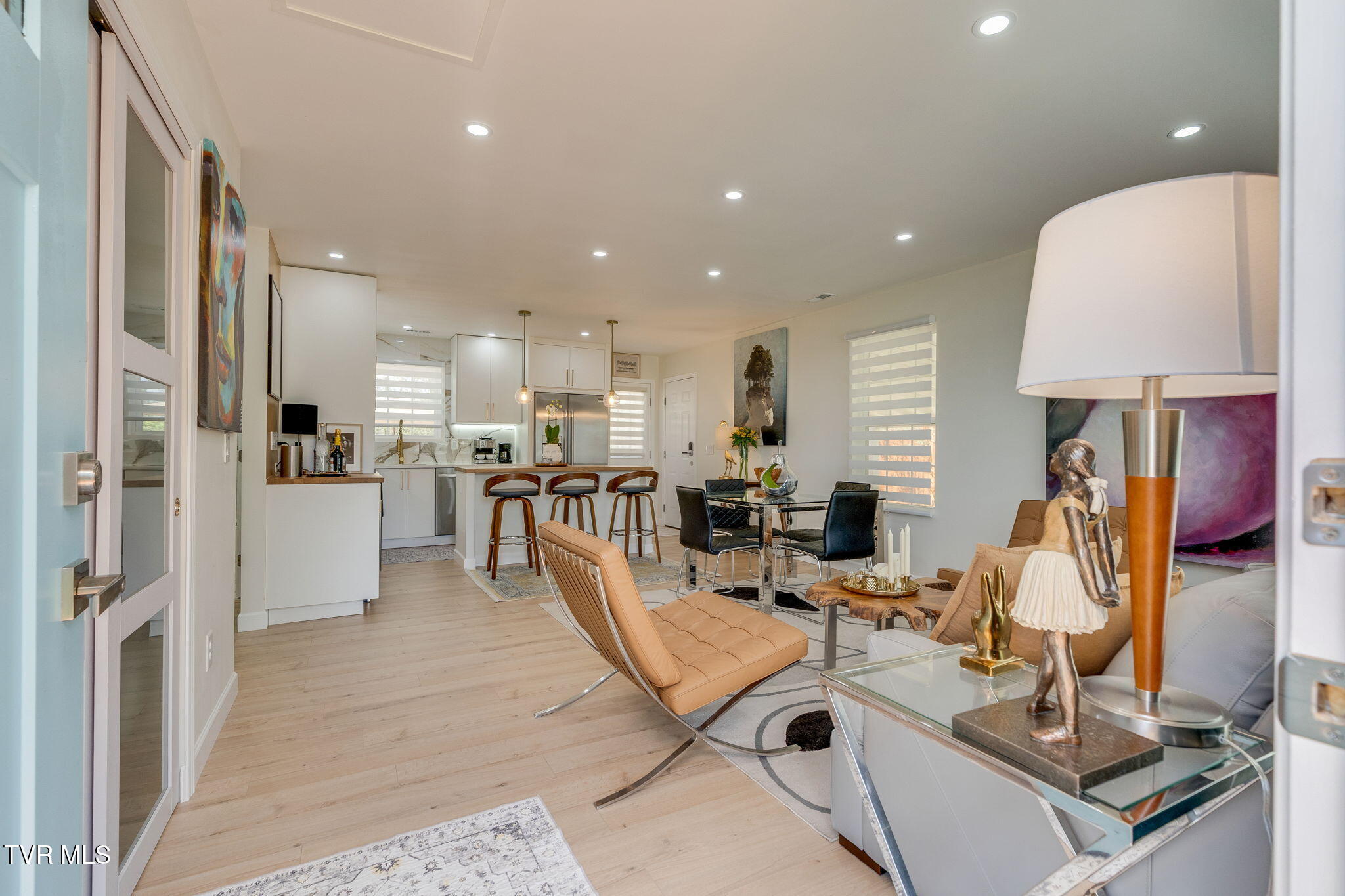 1817 Ridgemont Drive Greeneville, TN 37745 - Photo 3 of 19 Front Door