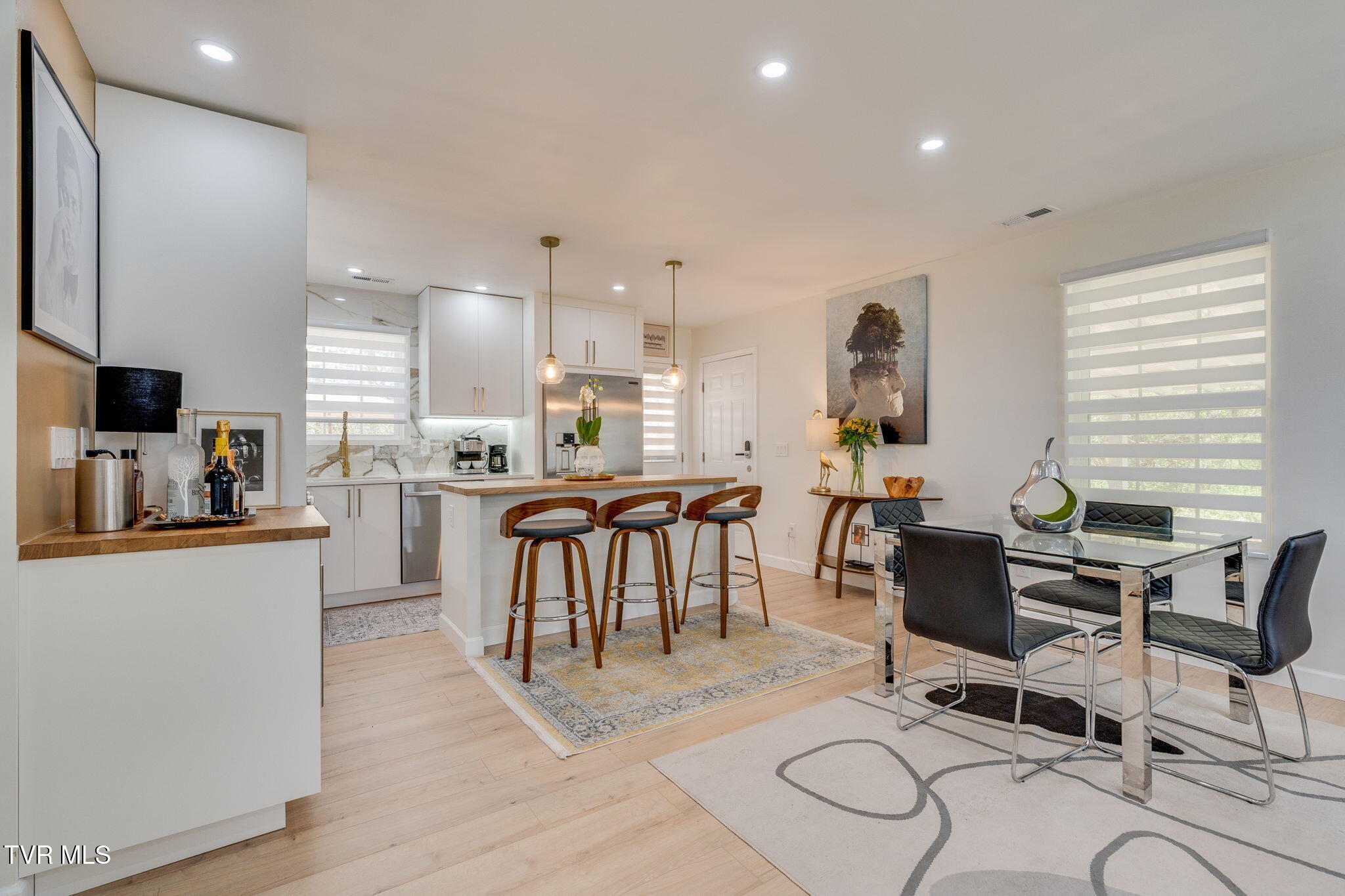 1817 Ridgemont Drive Greeneville, TN 37745 - Photo 6 of 19 Kitchen