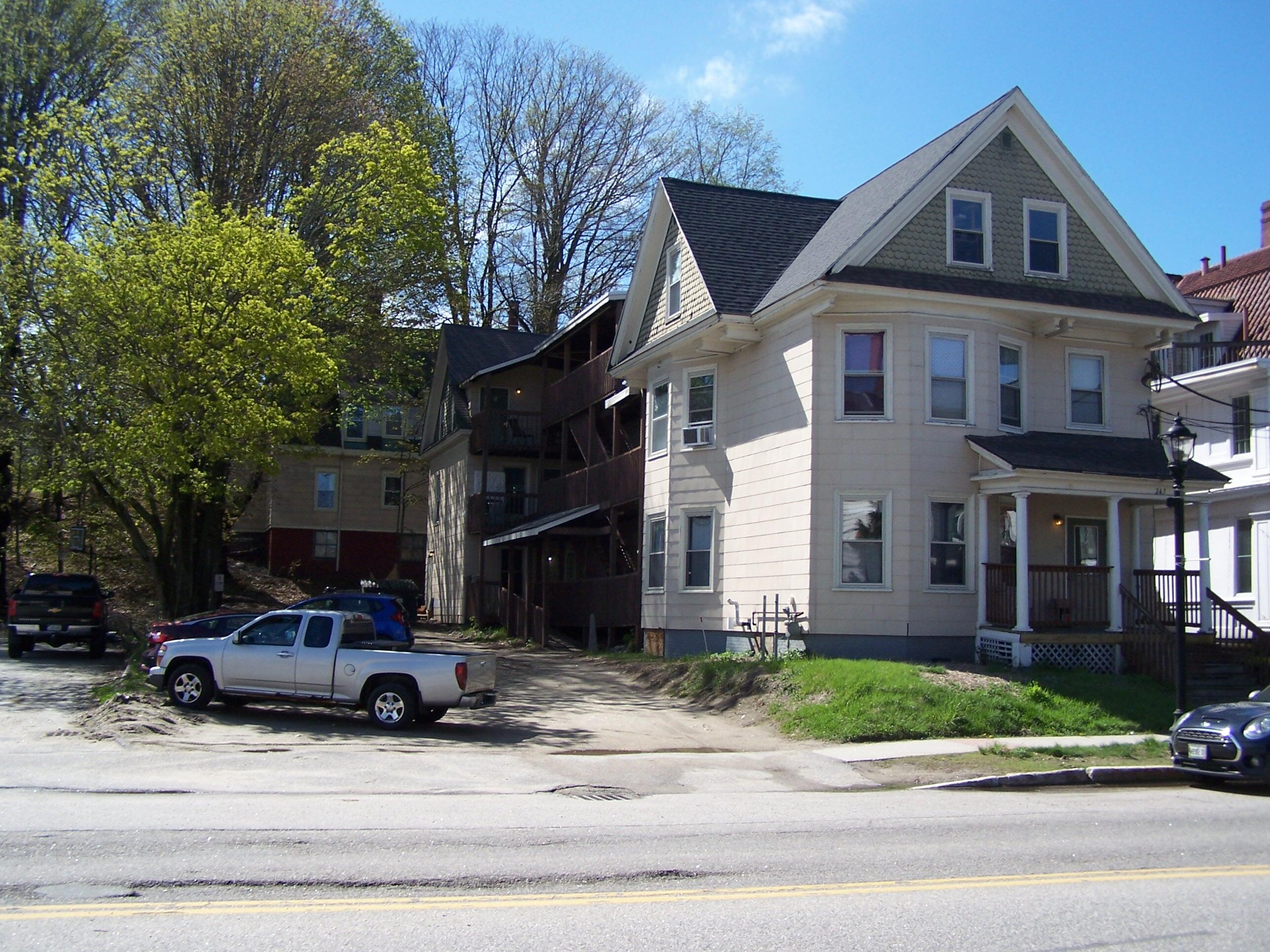 247 Main Street Auburn, ME 04210 - Photo 1 of 5 103_9667