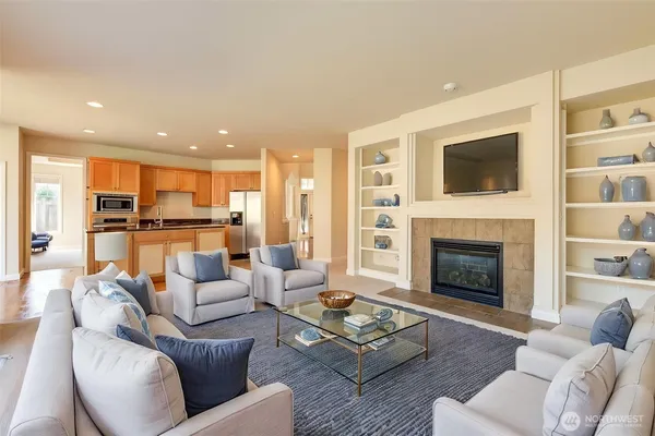 $4,500 | 22524 Northeast 98th Place, Redmond, WA 98053