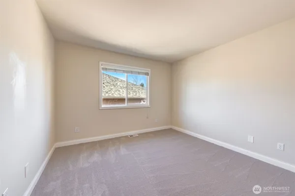 $4,500 | 22524 Northeast 98th Place, Redmond, WA 98053