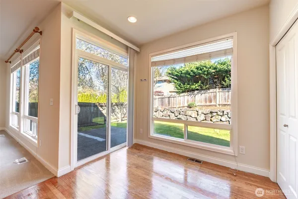 $4,500 | 22524 Northeast 98th Place, Redmond, WA 98053