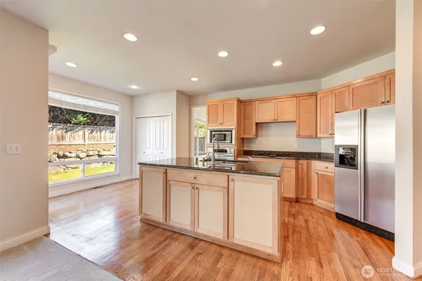 $4,500 | 22524 Northeast 98th Place, Redmond, WA 98053