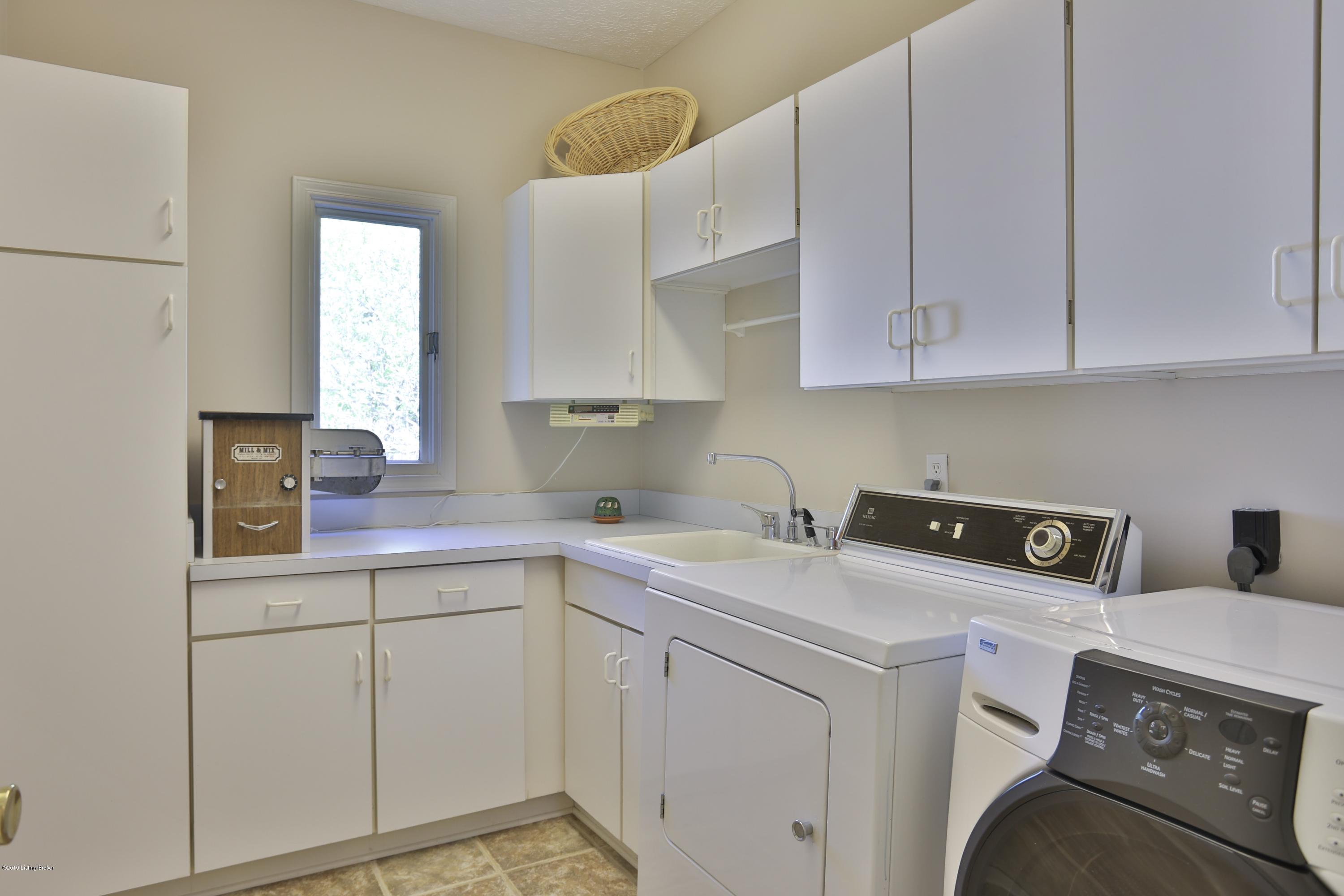 7401 Old Heady Road Louisville, KY 40299 - Photo 23 of 56 Large laundry room
