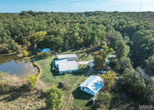 $825,000 | 98 Turkey Ridge Lane, Steelville, MO 65565