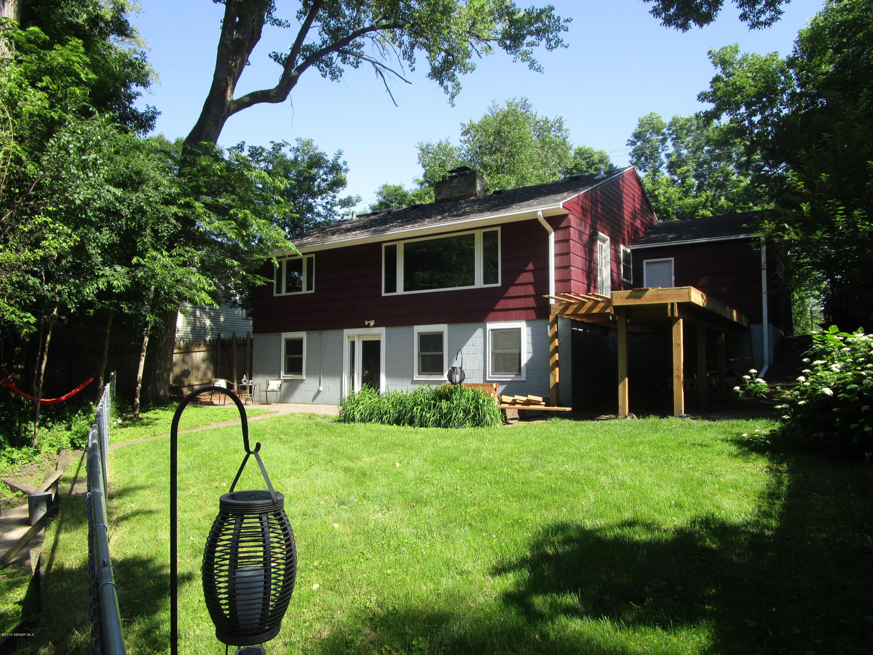 1500 7th Street Northeast Rochester, MN 55906 - Photo 2 of 96