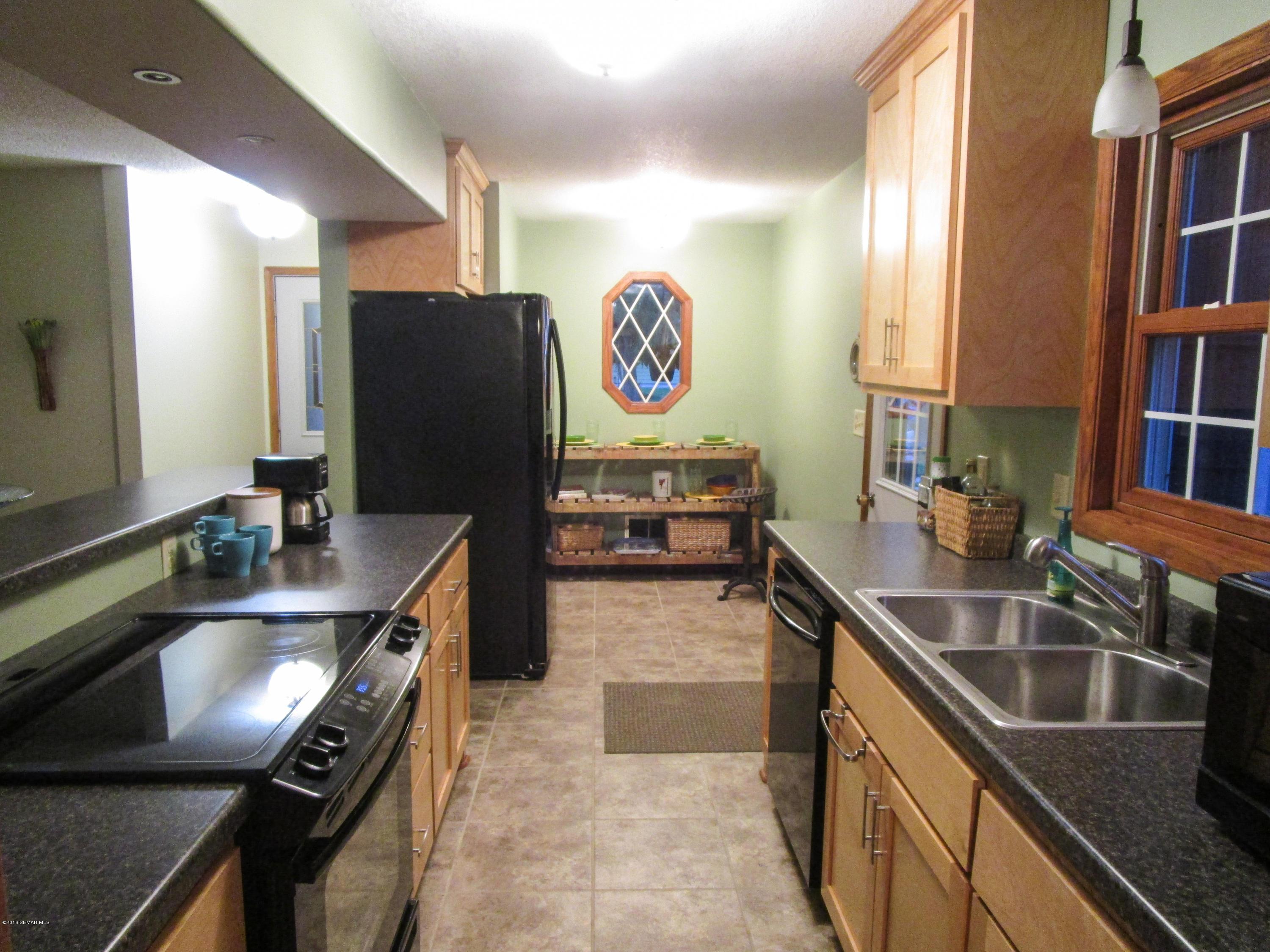 1500 7th Street Northeast Rochester, MN 55906 - Photo 7 of 96