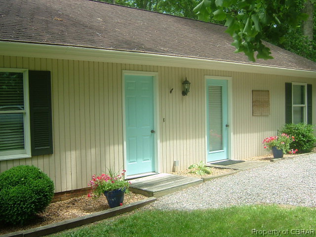 225 Warehouse Cove Road Cobbs Creek, VA 23035 - Photo 25 of 42