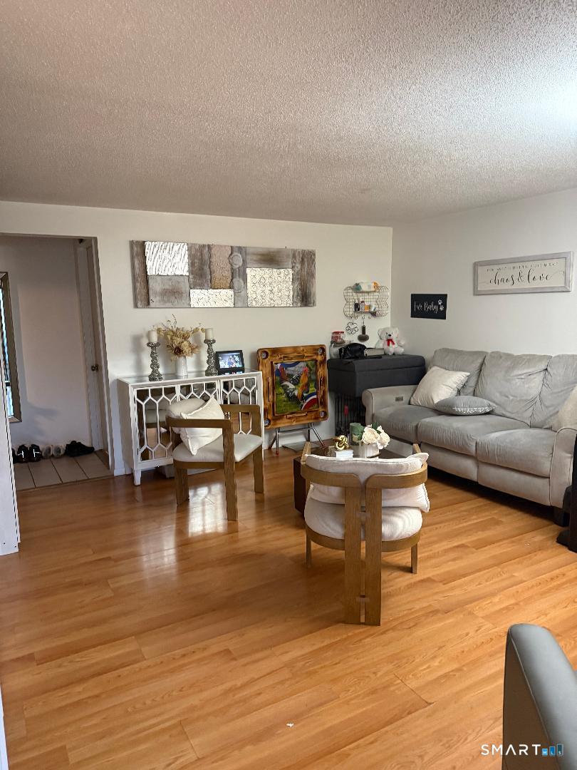 7 Padanaram Road, Unit E129 Danbury, CT 06811 - Photo 4 of 12