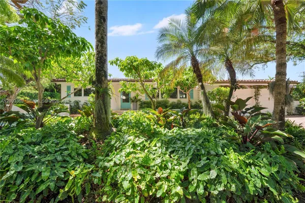 $11,500 | 1524 Siena Avenue, Coral Gables, FL 33146