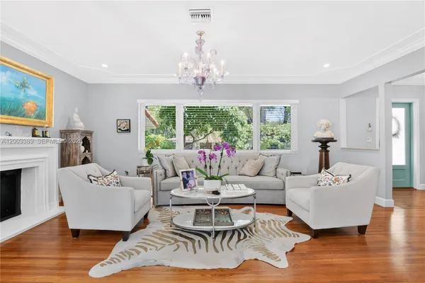$11,500 | 1524 Siena Avenue, Coral Gables, FL 33146