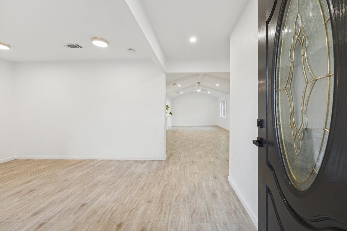 5411 Logston Lane Spring, TX 77389 - Photo 5 of 34