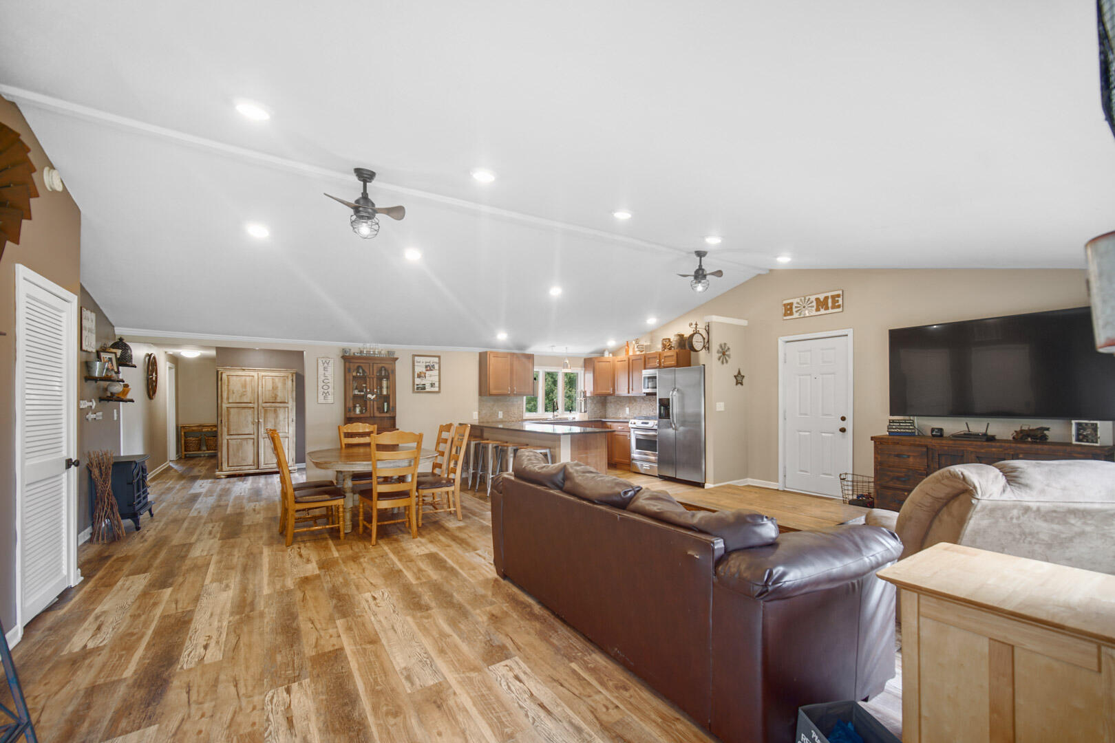 1854 North Forrester Road La Porte, IN 46350 - Photo 12 of 24 1620x1080