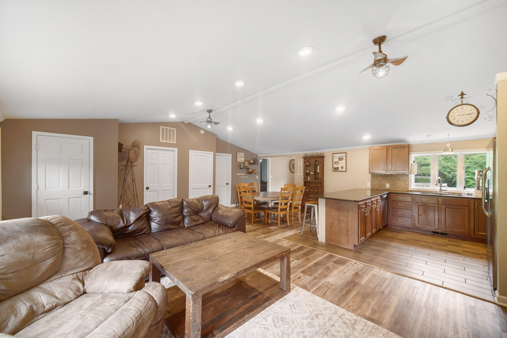1854 North Forrester Road La Porte, IN 46350 - Photo 16 of 24 1620x1080