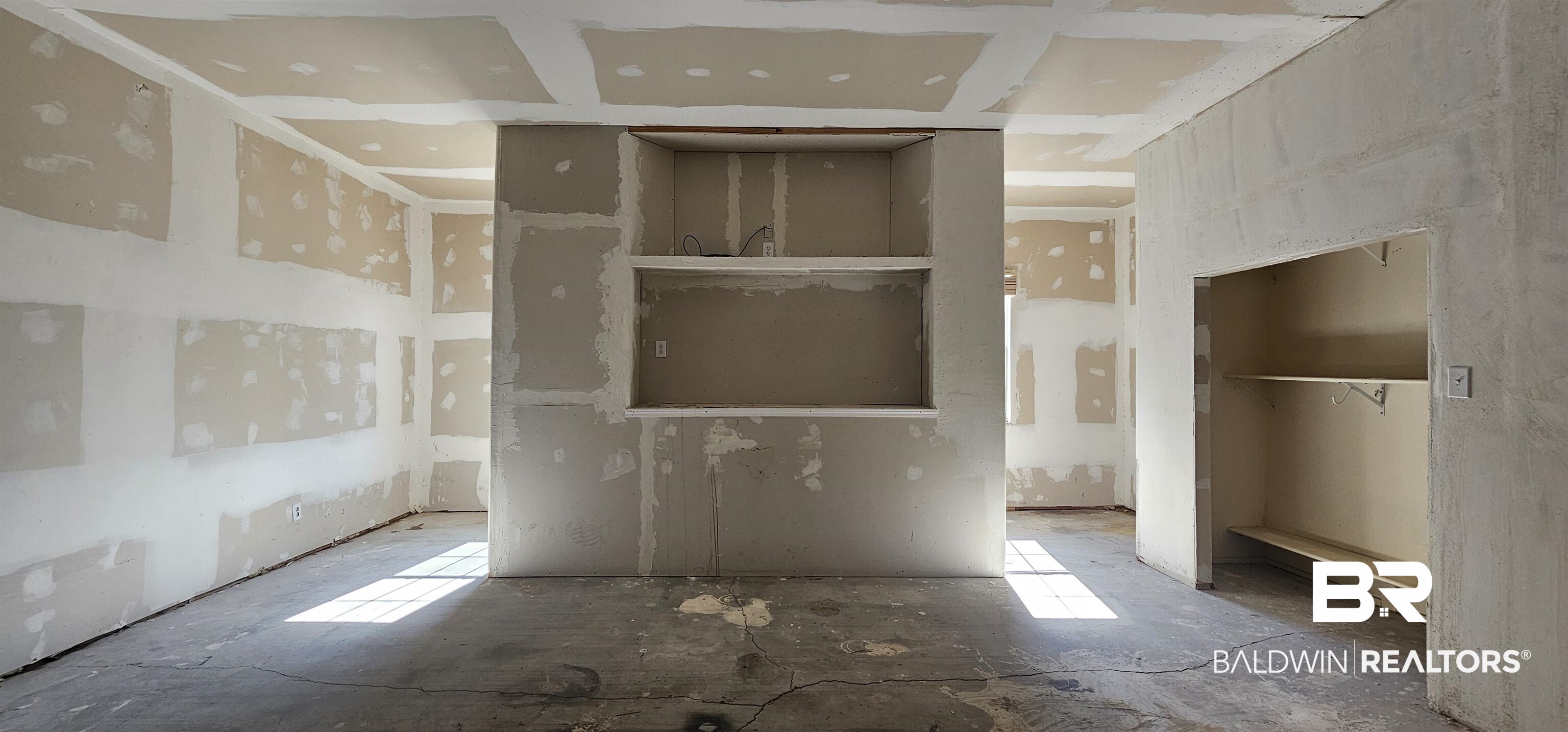 151 Bullard Street Atmore, AL 36502 - Photo 23 of 38 Interior space