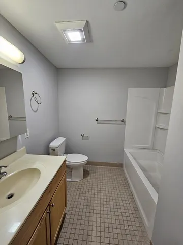 $1,750 | 275 West Main Street, Unit 11, Marlborough, MA 01752