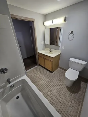 $1,750 | 275 West Main Street, Unit 11, Marlborough, MA 01752