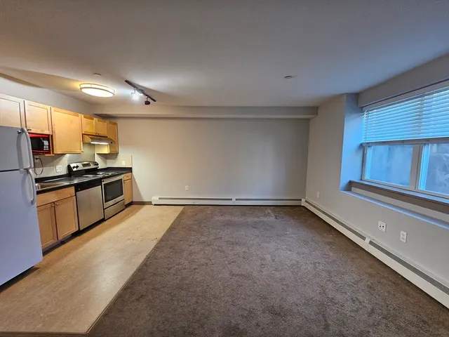 $1,750 | 275 West Main Street, Unit 11, Marlborough, MA 01752