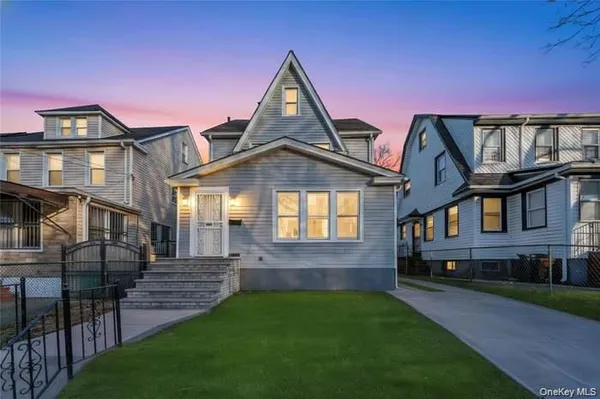 $1,149,000 | 100-35 204th Street | Hollis