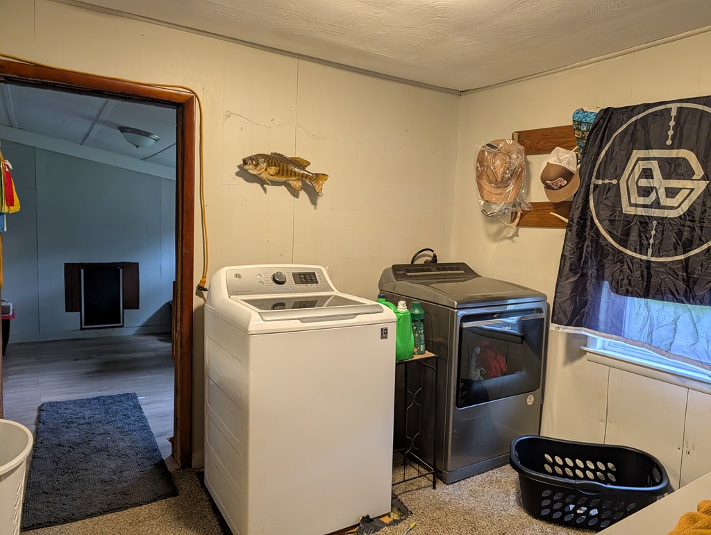 283 Nebraska Road Tionesta, PA 16353 - Photo 10 of 10 a utility room with dryer and washer
