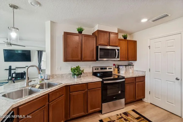 $324,900 | 1908 Montward Preserve Way, Jacksonville, FL 32218