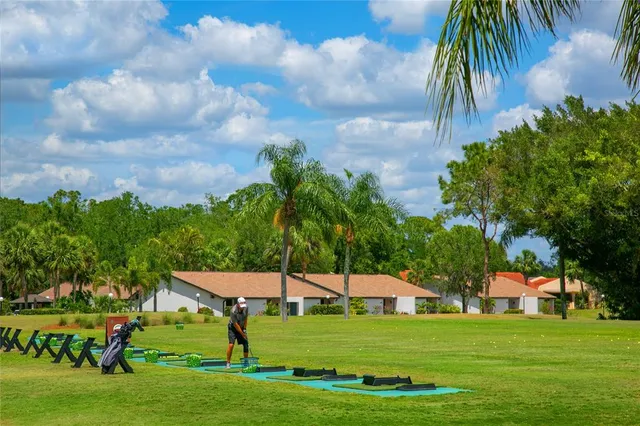 $450,000 | 4016 Oakley Greene, Unit 40, Sarasota, FL 34235