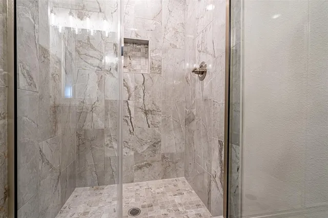 $3,000 | 2044 Salina Circle, Granbury, TX 76048