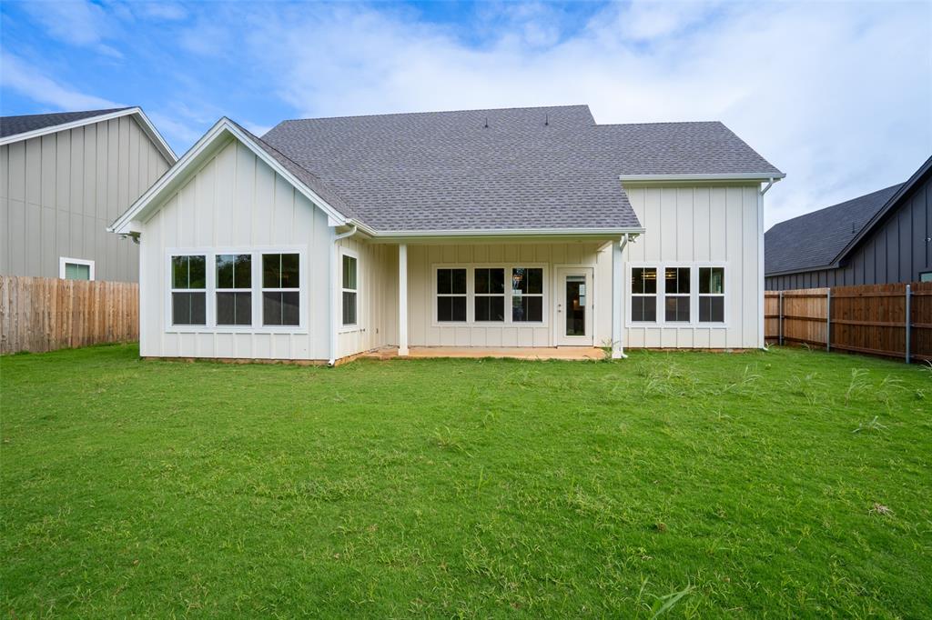 2044 Salina Circle Granbury, TX 76048 - Photo 37 of 38