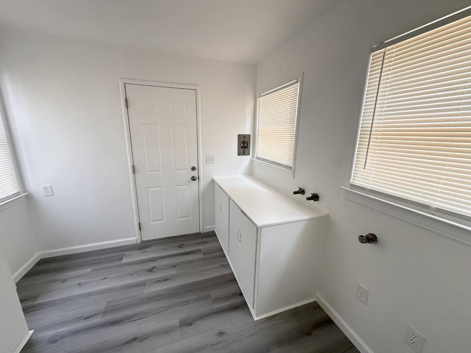 102 East Willamette Avenue Fresno, CA 93706 - Photo 11 of 19