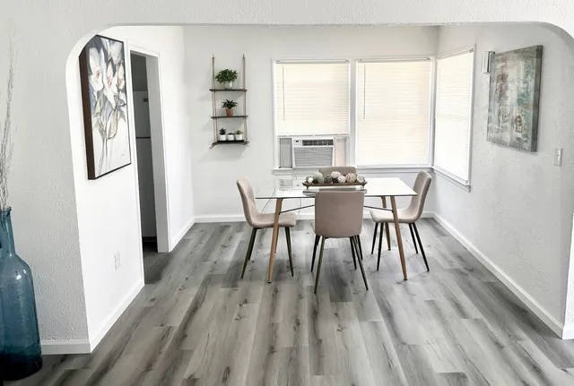 $389,900 | 102 East Willamette Avenue, Fresno, CA 93706