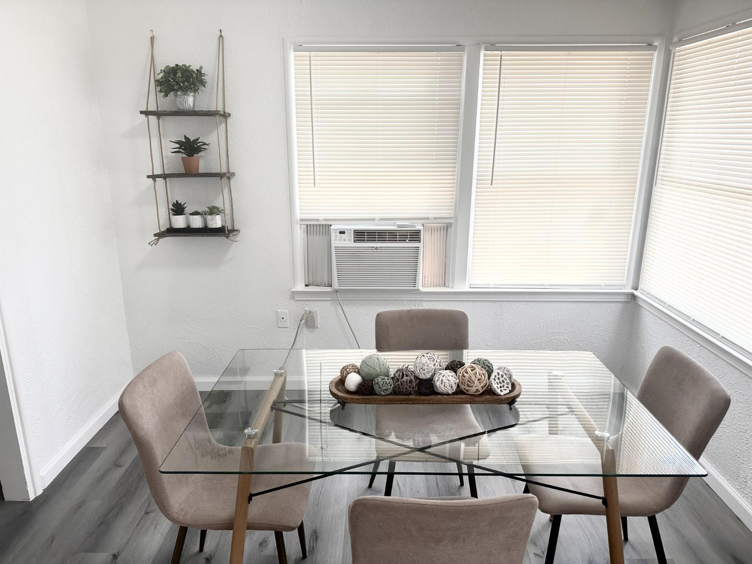 102 East Willamette Avenue Fresno, CA 93706 - Photo 8 of 19