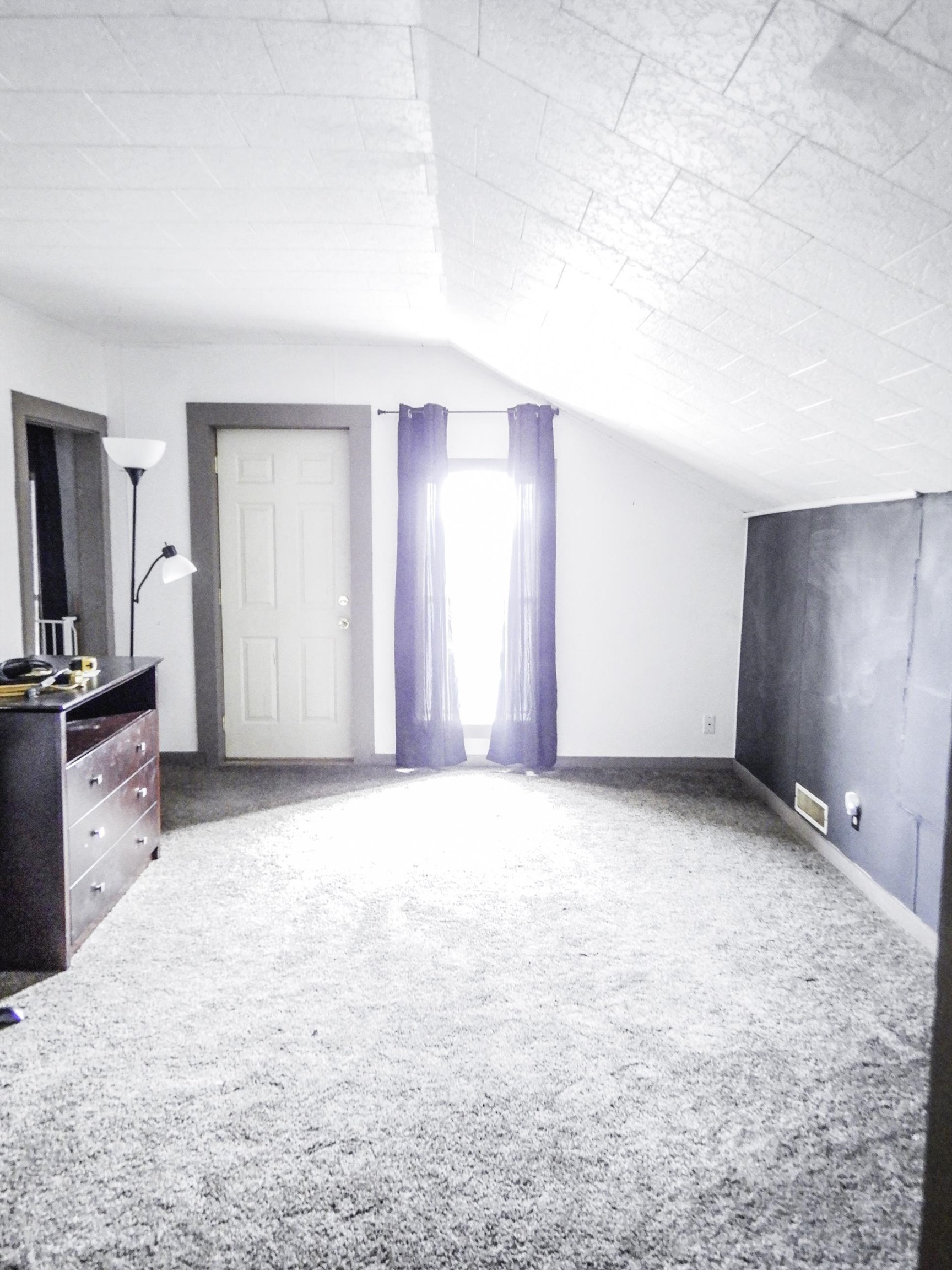 301 Collins Avenue Oconto, WI 54153 - Photo 11 of 37