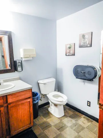 $139,900 | 301 Collins Avenue, Oconto, WI 54153