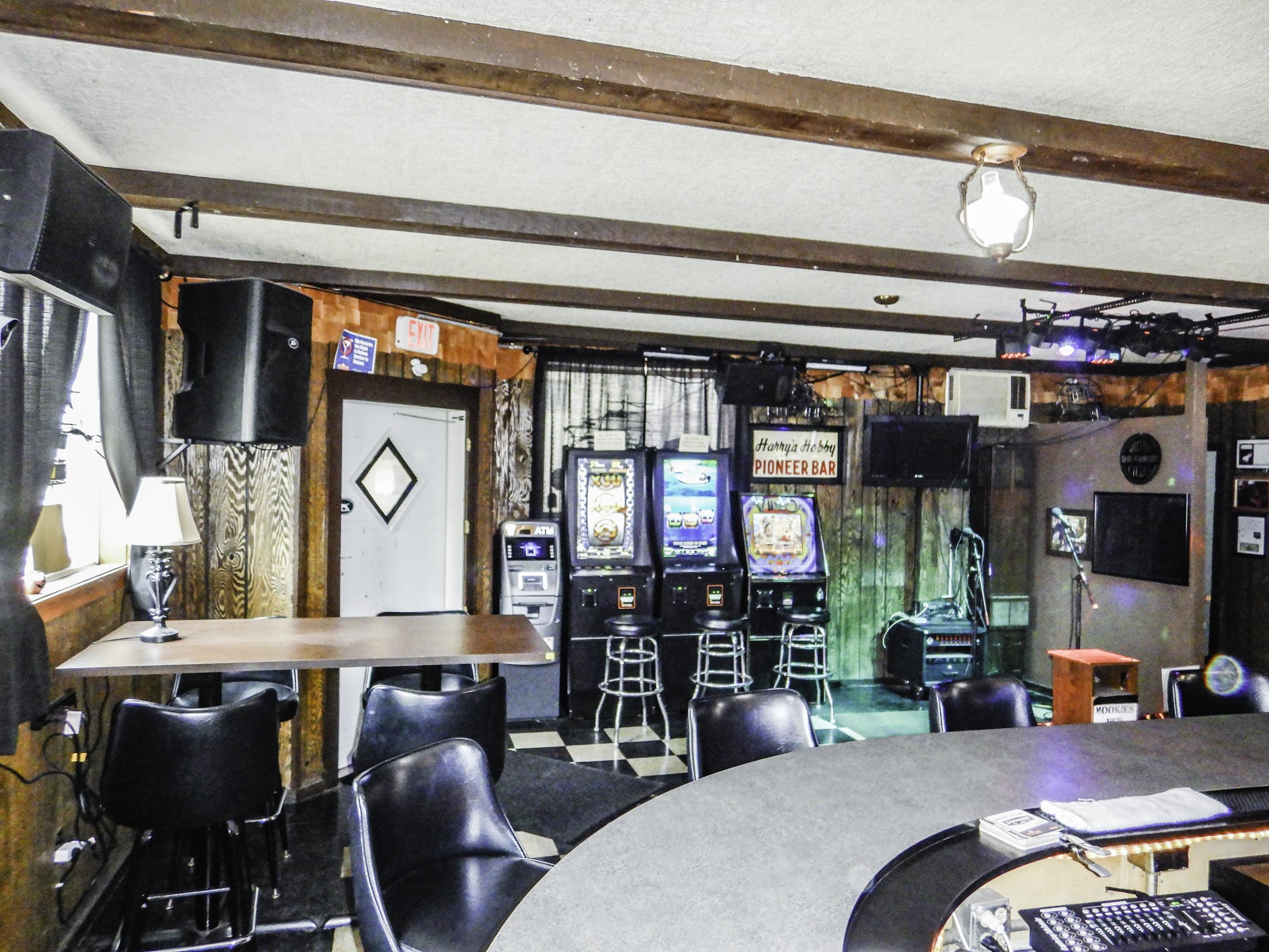 301 Collins Avenue Oconto, WI 54153 - Photo 25 of 37